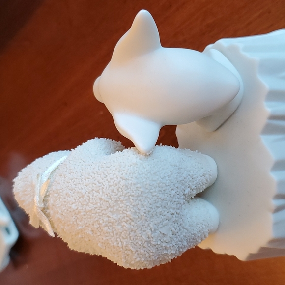 Department 56 snow  "Hit the Mark" - Picture 2 of 4